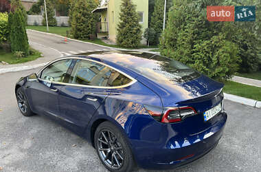 Седан Tesla Model 3 2018 в 