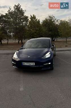 Седан Tesla Model 3 2019 в 