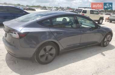 Седан Tesla Model 3 2021 в 