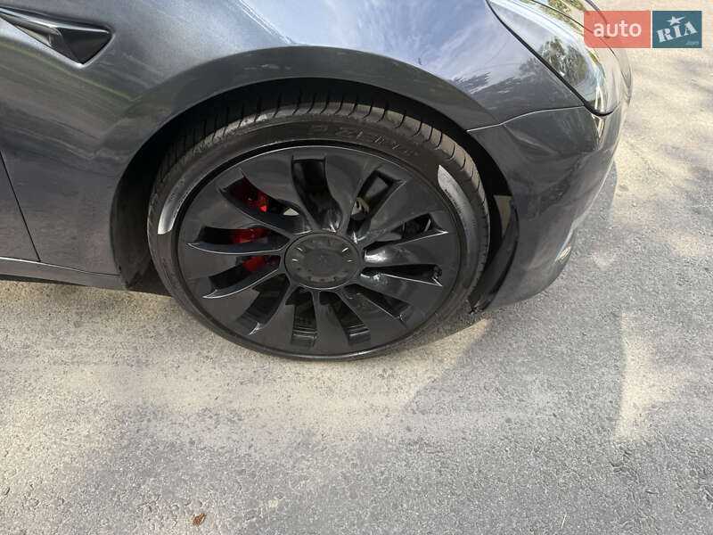 Седан Tesla Model 3 2021 в Запорожье