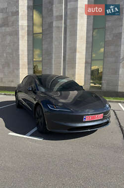 Седан Tesla Model 3 2024 в Василькове
