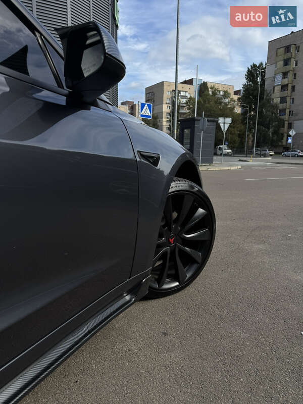 Седан Tesla Model 3 2019 в Києві