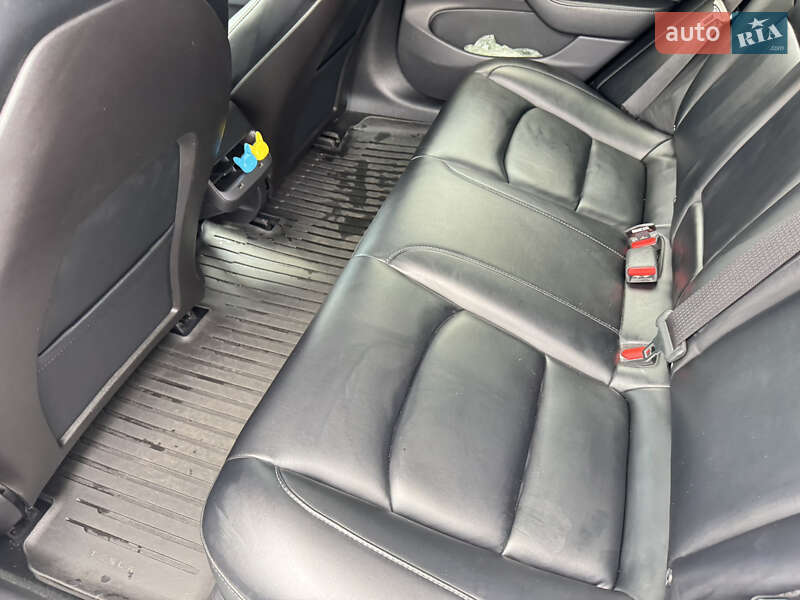 Седан Tesla Model 3 2019 в Києві