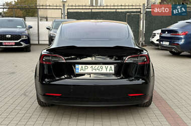 Седан Tesla Model 3 2018 в 