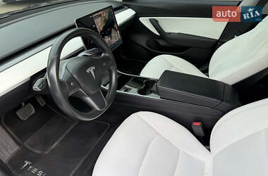 Седан Tesla Model 3 2018 в 