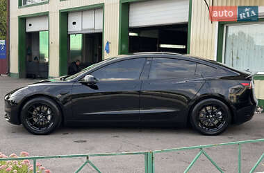 Седан Tesla Model 3 2018 в 