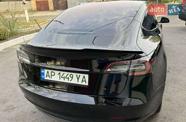 Седан Tesla Model 3 2018 в 