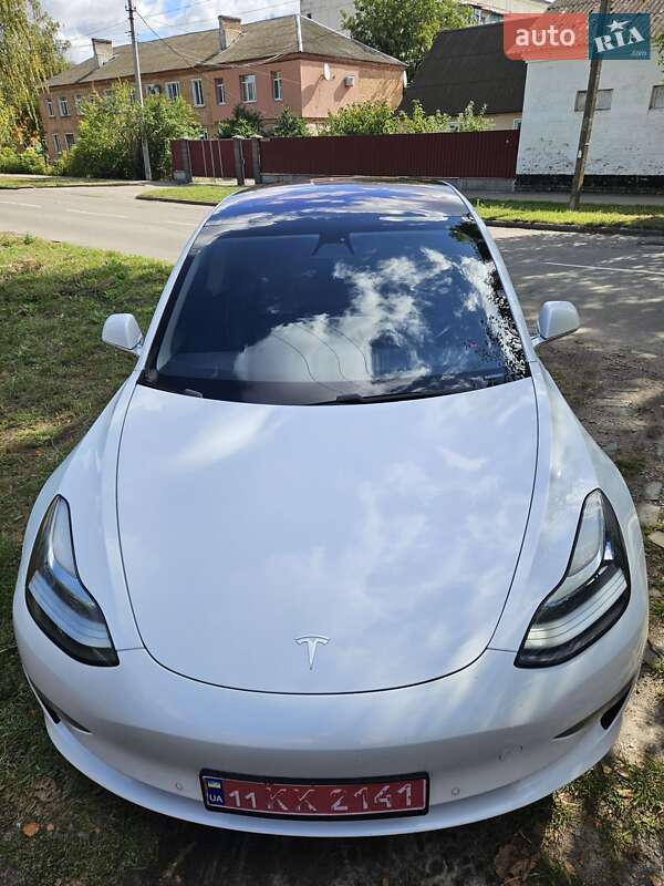 Седан Tesla Model 3 2018 в Миргороді фото Седан Tesla Model 3 2018 в Миргороді