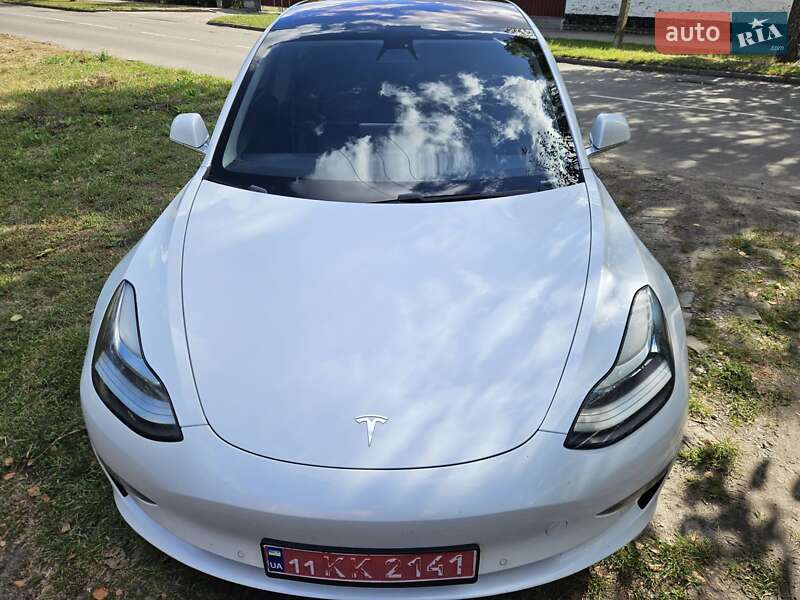 Седан Tesla Model 3 2018 в Миргороді фото 24 Седан Tesla Model 3 2018 в Миргороді