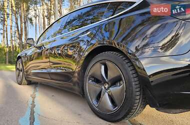 Седан Tesla Model 3 2019 в Житомире