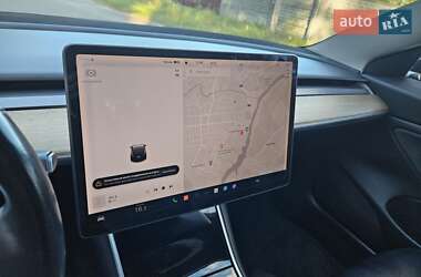 Седан Tesla Model 3 2019 в Житомире