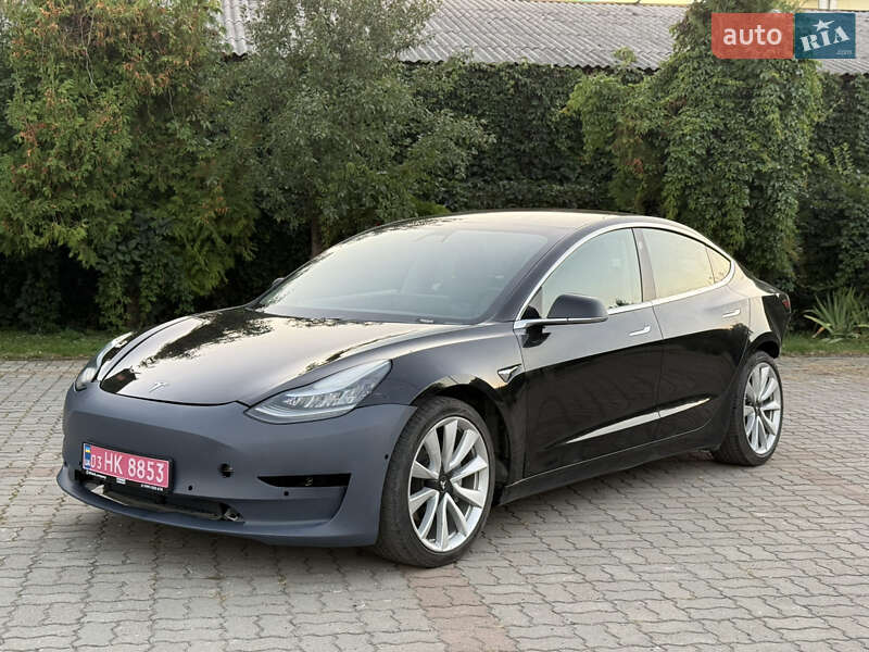 Tesla Model 3 2019