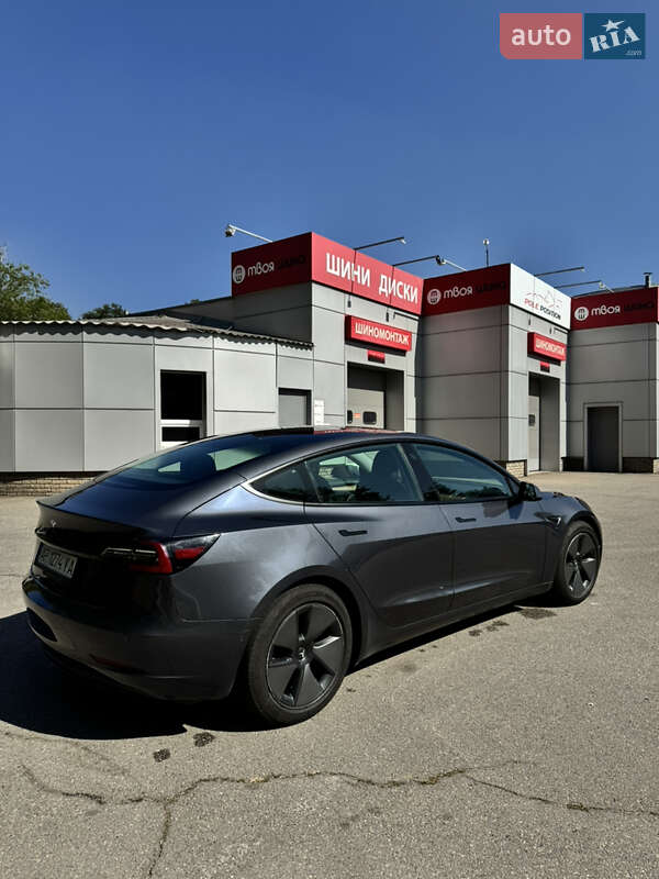 Седан Tesla Model 3 2021 в Запоріжжі
