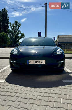Седан Tesla Model 3 2018 в 