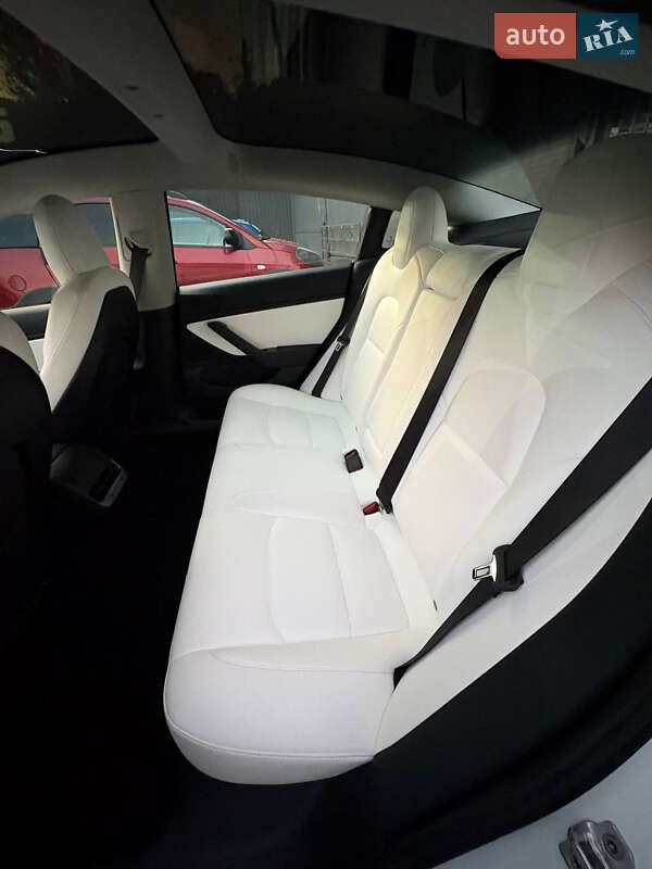 Седан Tesla Model 3 2019 в Запоріжжі фото 13 Седан Tesla Model 3 2019 в Запоріжжі