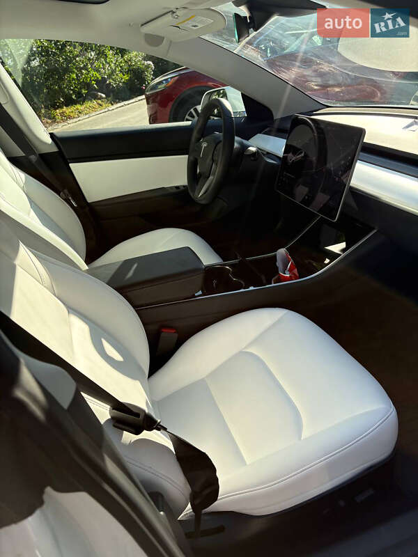 Седан Tesla Model 3 2019 в Запоріжжі фото 18 Седан Tesla Model 3 2019 в Запоріжжі