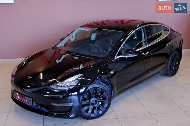 Седан Tesla Model 3 2019 в Одесі