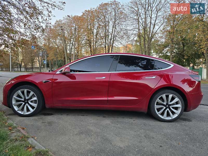 Седан Tesla Model 3 2018 в Черкассах фото 13 Седан Tesla Model 3 2018 в Черкассах