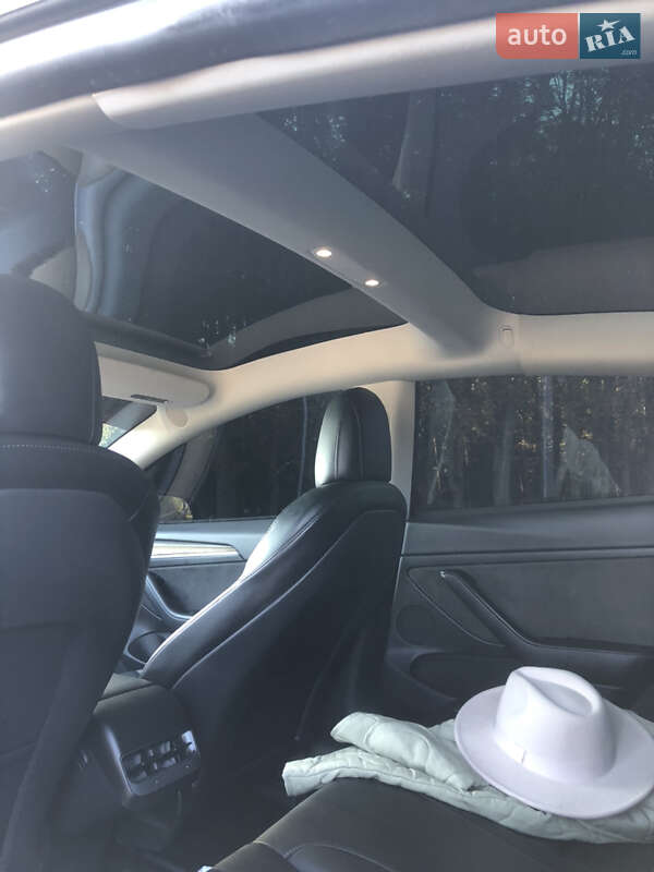 Седан Tesla Model 3 2022 в Луцьку фото 8 Седан Tesla Model 3 2022 в Луцьку
