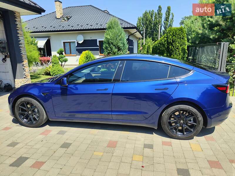 Седан Tesla Model 3 2022 в Ровно фото 37 Седан Tesla Model 3 2022 в Ровно