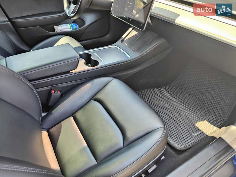 Седан Tesla Model 3 2022 в Ровно фото 43 Седан Tesla Model 3 2022 в Ровно