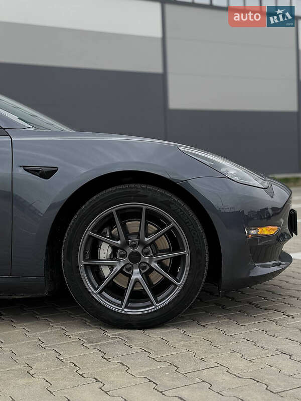 Седан Tesla Model 3 2023 в Івано-Франківську фото 8 Седан Tesla Model 3 2023 в Івано-Франківську