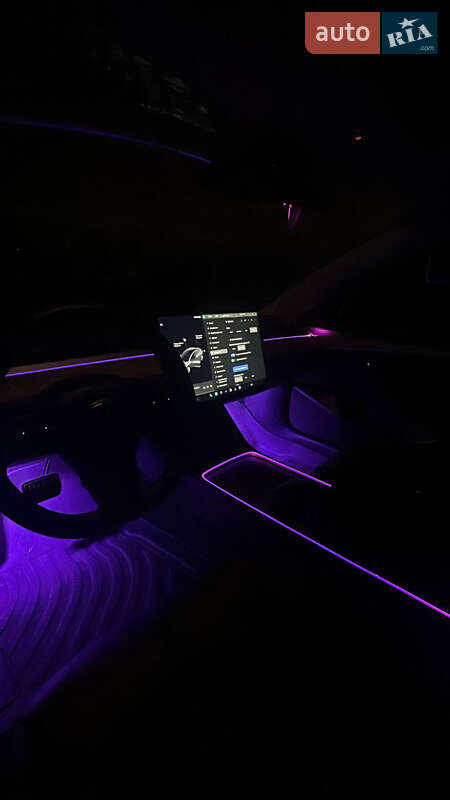 Седан Tesla Model 3 2023 в Івано-Франківську фото 11 Седан Tesla Model 3 2023 в Івано-Франківську