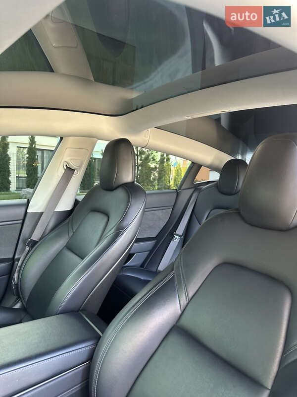 Седан Tesla Model 3 2018 в Рівному фото 15 Седан Tesla Model 3 2018 в Рівному