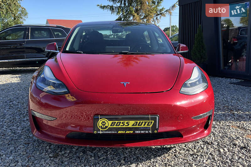Седан Tesla Model 3 2019 в Коломиї