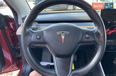 Седан Tesla Model 3 2019 в 