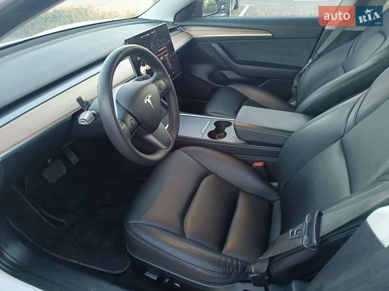 Седан Tesla Model 3 2021 в Житомире фото 3 Седан Tesla Model 3 2021 в Житомире