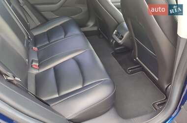 Седан Tesla Model 3 2018 в Киеве