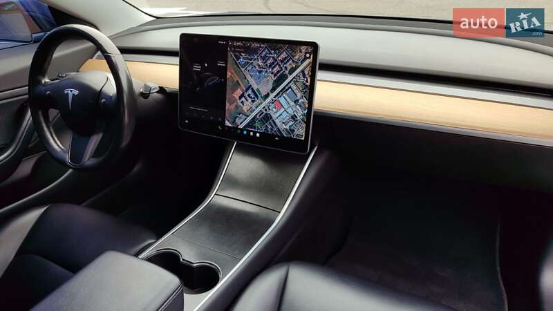 Седан Tesla Model 3 2018 в Києві фото 20 Седан Tesla Model 3 2018 в Києві