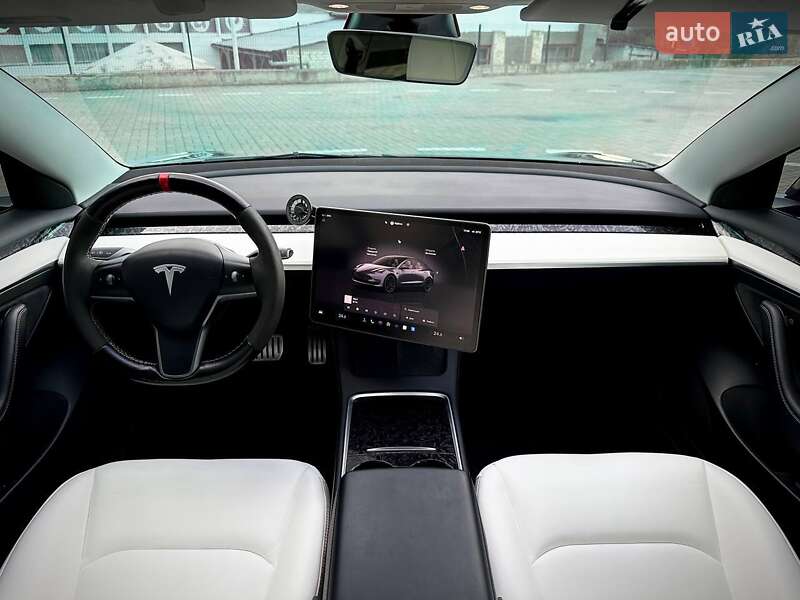 Седан Tesla Model 3 2023 в Запоріжжі