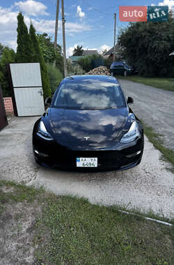 Седан Tesla Model 3 2019 в 