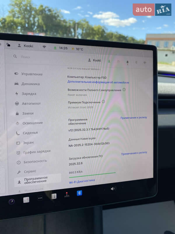 Седан Tesla Model 3 2024 в Киеве