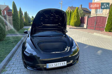 Седан Tesla Model 3 2021 в 