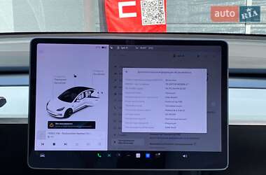 Седан Tesla Model 3 2020 в 