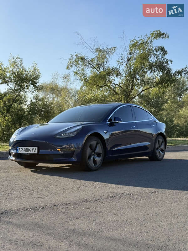Седан Tesla Model 3 2019 в Запорожье