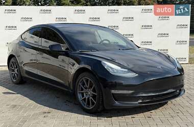 Седан Tesla Model 3 2018 в Луцке