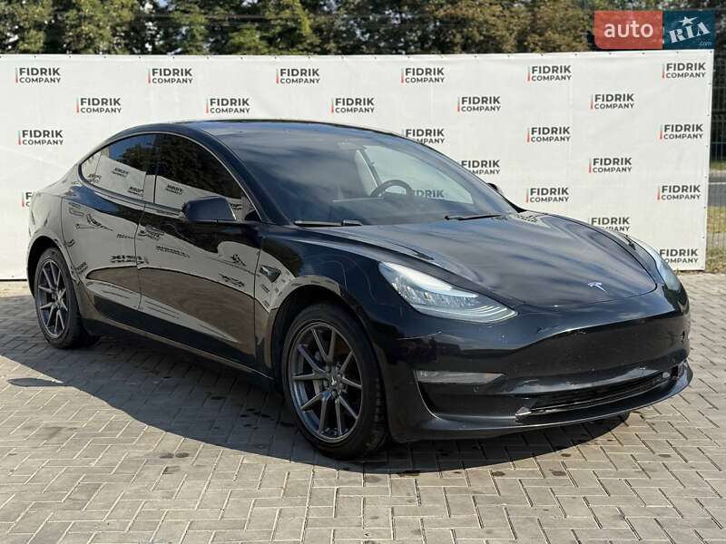 Tesla Model 3 2018