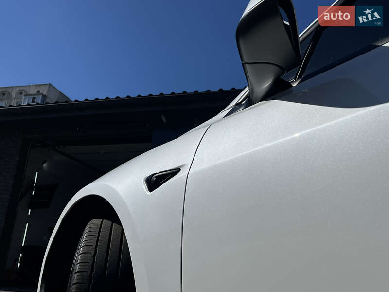 Седан Tesla Model 3 2021 в Белой Церкви