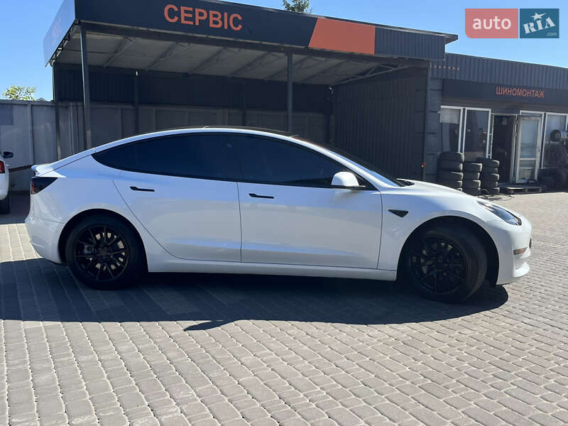 Седан Tesla Model 3 2021 в Белой Церкви