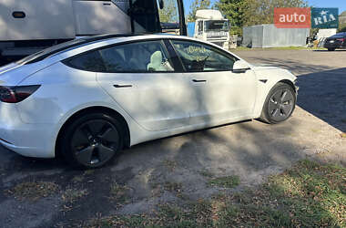 Седан Tesla Model 3 2022 в Луцке
