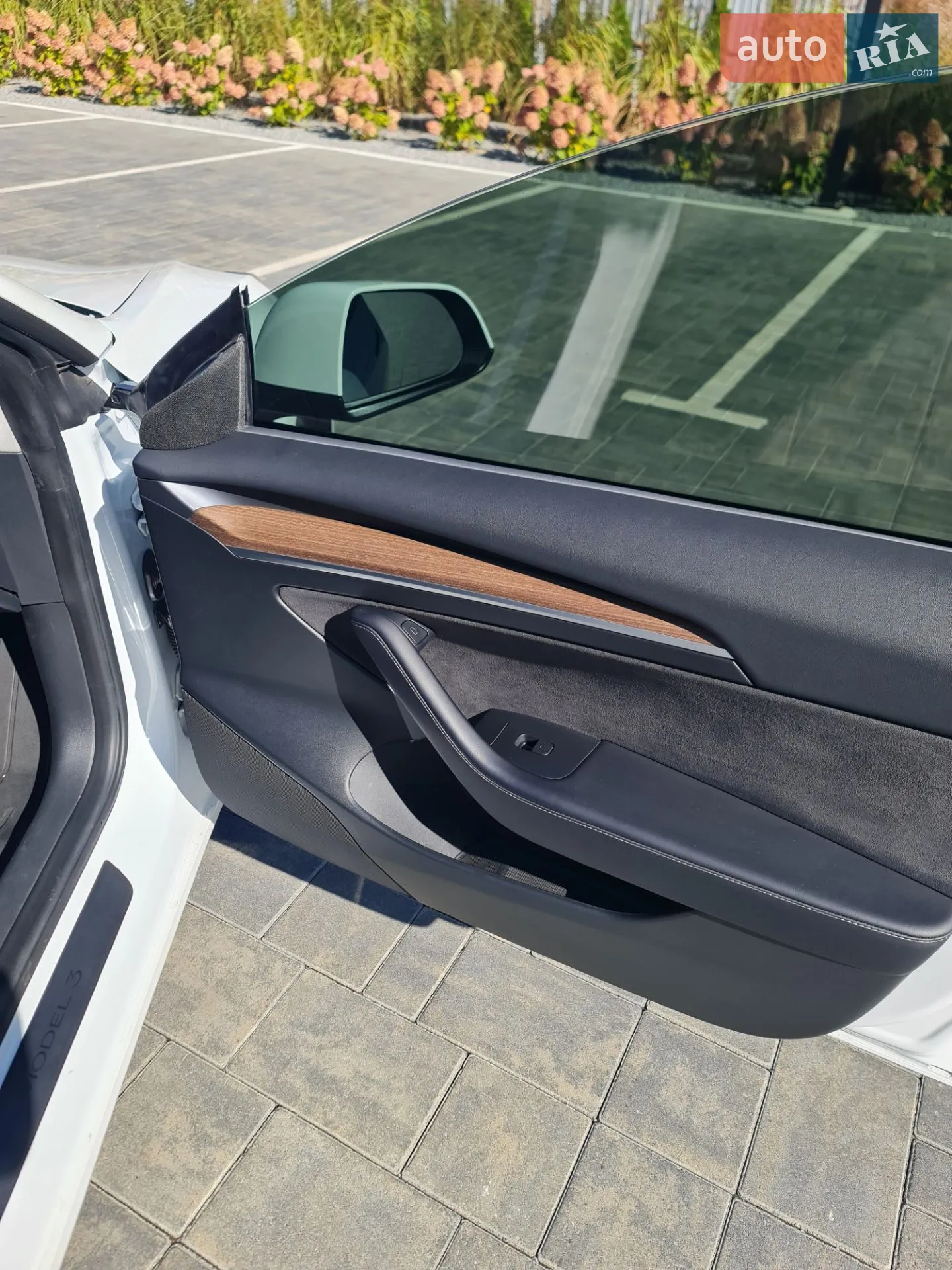 2023 Tesla Model 3 - мініатюра 24
