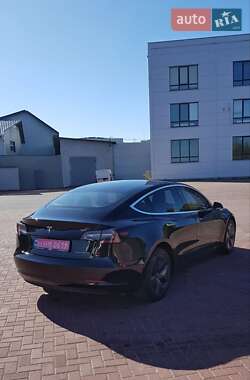 Седан Tesla Model 3 2018 в 