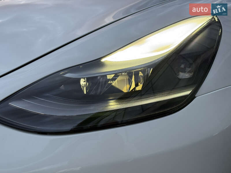 Седан Tesla Model 3 2021 в Ужгороді фото 20 Седан Tesla Model 3 2021 в Ужгороді
