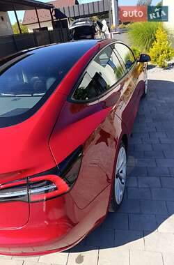 Седан Tesla Model 3 2022 в Стрые