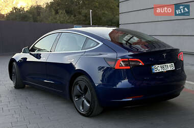 Седан Tesla Model 3 2018 в 