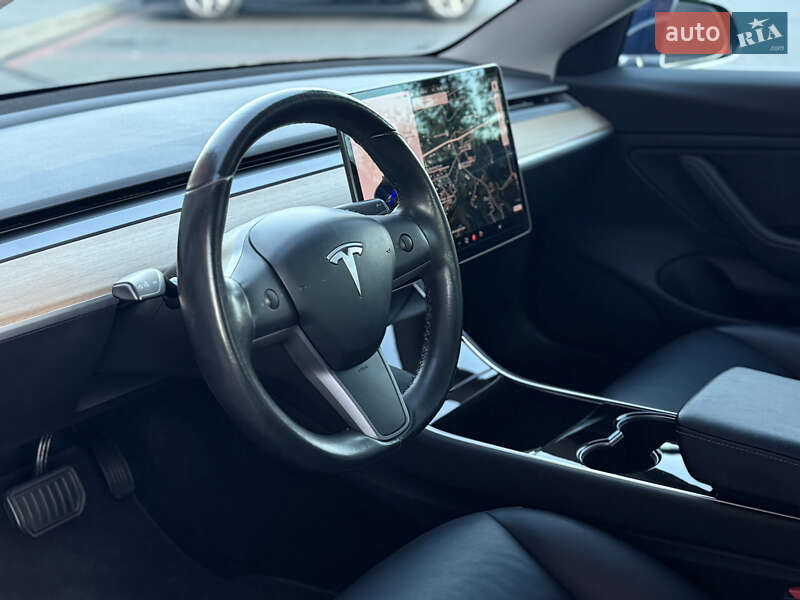 Седан Tesla Model 3 2018 в Дрогобыче фото 42 Седан Tesla Model 3 2018 в Дрогобыче
